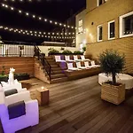 Kaboom Hotel 3*