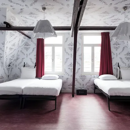 Hotel Kaboom