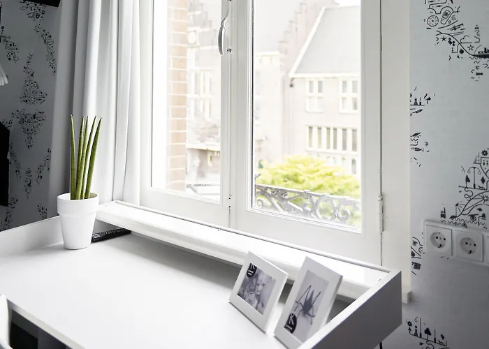 Отель Kaboom 3*